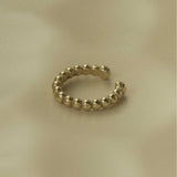 Gold Scoop Earcuff
