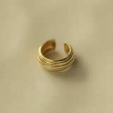 Gold Shell Earcuff
